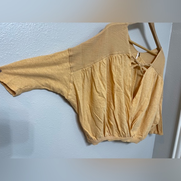 Free People Melon Gauze Blouse Size S/P - Picture 3 of 5